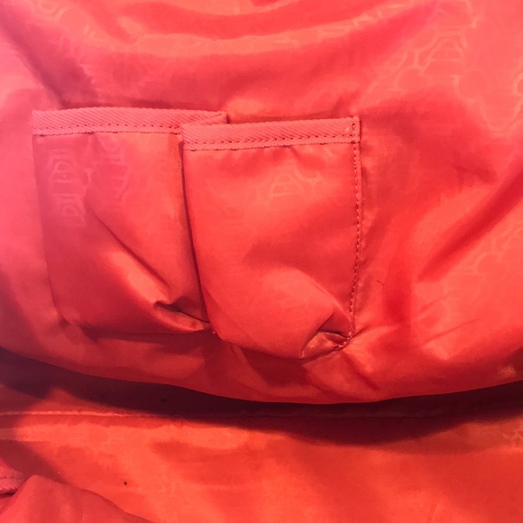 Kathy Von Zeeland Vegan Overnight Bag - Picture 7 of 8